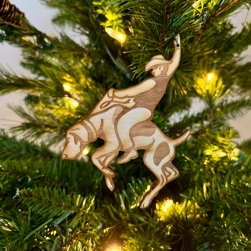 Bucking Bird Dog Ornament