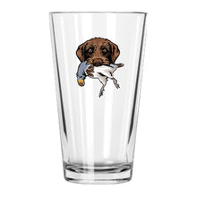 |Pudelpointer with a Hungarian Partridge